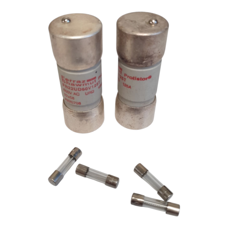 FERRAZ SHAWMUT FR22UD60V125T Lot de 2 Fusibles