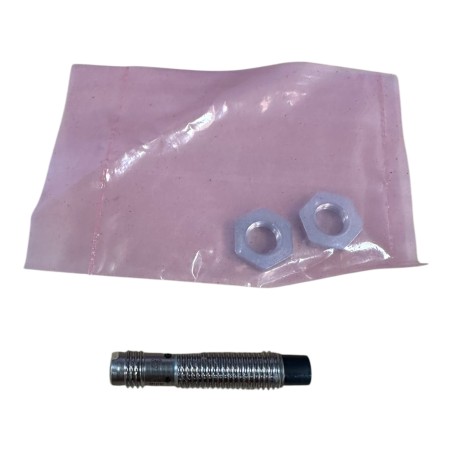 OMRON E2A-S08KN04-M5-B1 CAPTEUR DE PROXIMITE