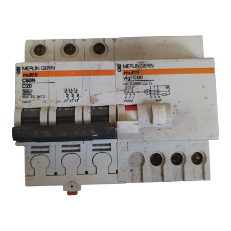 MERLIN GERIN 24216 + 26522 Disjoncteur
