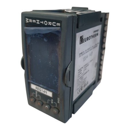 EUROTHERM 32H8I Contrôleur de température REG149