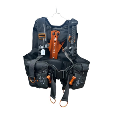 copy of AQUALUNG BLIZZARD PRO 4mm COMPRESSED COMBINAISON PLONGEE ETANCHE HOMME TAILLE XL