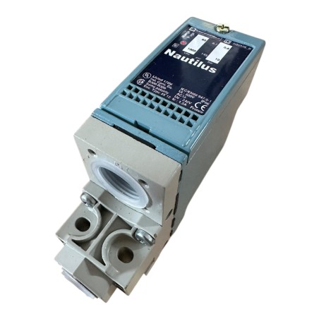 TELEMECANIQUE IEC/EN60 947-5-1 INTERRUPTEUR DE PRESSION