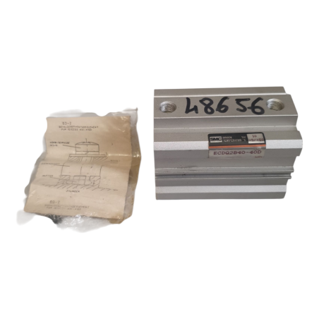 SMC ECDQ2B40-40D Vérin compact
