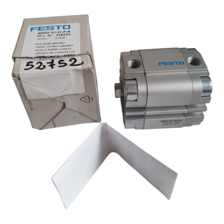 FESTO ADVU-32-15-P-A Vérin à faible course 156532