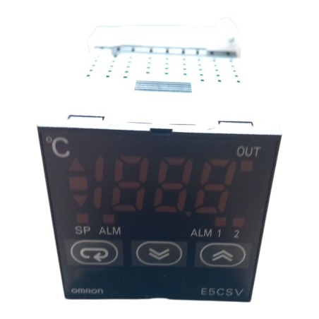 OMRON E5CSV-R1T-500 Controleur de température 100-240V