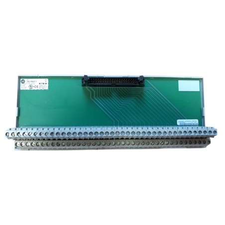 ALLEN-BRADLEY 1492-IFM40F-2 Interface module