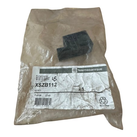 TELEMECANIQUE XSZB112 SUPPORT DE FIXATION