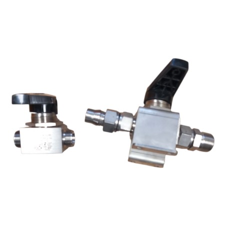Lot de 2 x SWAGELOK SS-45S12 Vannes