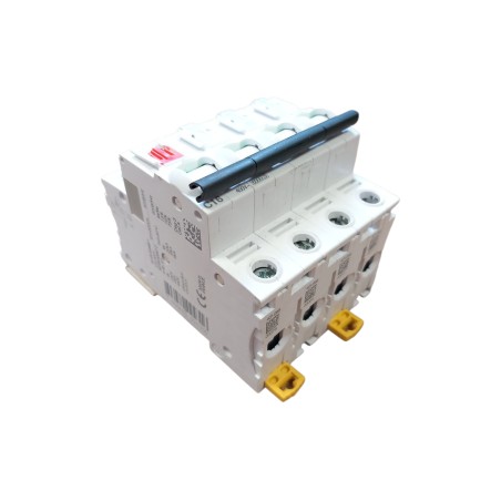 MERLIN GERIN A9F77416 Disjoncteur - 4P - 16A - Courbe C - 400Vca - 6000A
