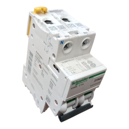 SCHNEIDER ELECTRIC A9F74601 Disjoncteur