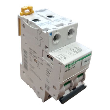 SCHNEIDER ELECTRIC A9F74603 Disjoncteur