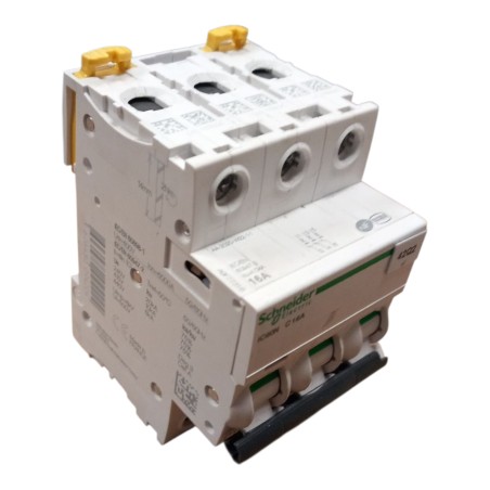SCHNEIDER ELECTRIC A9F77316 Disjoncteur