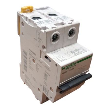 SCHNEIDER ELECTRIC A9F75232 Disjoncteur