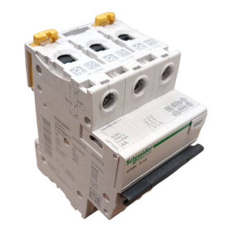 SCHNEIDER ELECTRIC A9F75304 Disjoncteur