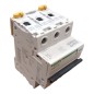 SCHNEIDER ELECTRIC A9F75304 Disjoncteur SCHNEIDER ELECTRIC A9F75304 Disjoncteur