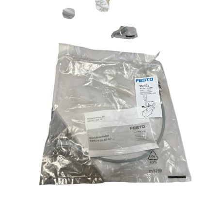 FESTO 530942 KMYZ-9-24-AD-0,2-LED-B Câble de liaison