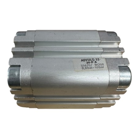 FESTO  ADVULQ-32-30-P-A / 156707 CYLINDRE COMPACT