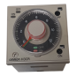 OMRON H3CR-F8 RELAIS TEMPORISE