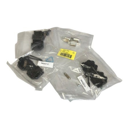 LOT DE 3 RS PRO 465-356 Connecteur D-SUB 9 voies Droit Mâle + 484-789 Manchon