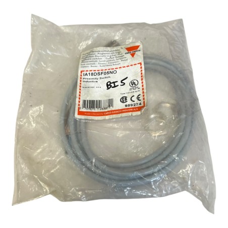 CARLO GAVAZZI IA18DSF05NO Capteur inductif