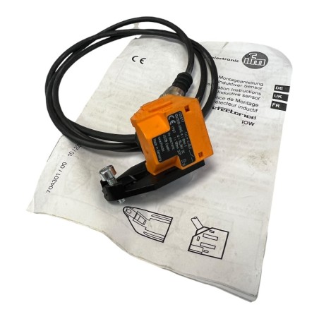 IFM ELECTRONIC IO5017 IOW2010-ARKG/0,8M/US/UP RT Détecteur inductif