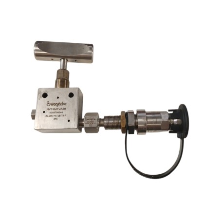 SWAGELOK NVT4M1VA20 Vanne à pointeau + C1-87745 TN1-70 H2