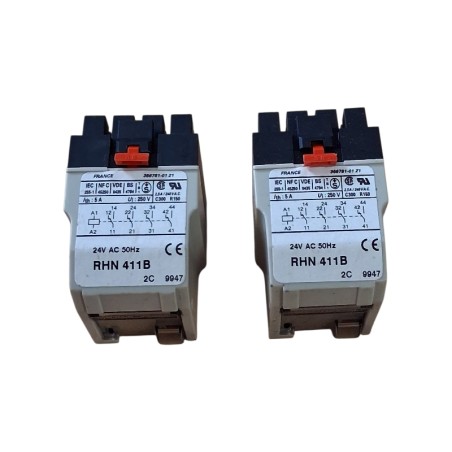 LOT DE 2 TELEMECANIQUE RHN 411B Relais instantané