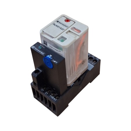 TELEMECANIQUE RUZ 7A + RUN31A22 P7 Relais avec socle