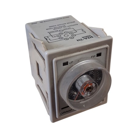 OMRON H2A-7H Relais temporisé