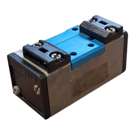 FESTO J-5/2-D-1-C Distributeur pneumatique 151007