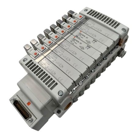 SMC VQC2101N-51 Ilôt de 8 vannes pneumatiques sur collecteur Connecteur Sub-D