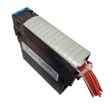Pour pièces ALLEN-BRADLEY 1756-IB32 Série B DC Input 32 Pt 24VDC  10-31.2 VDC 5.5mA