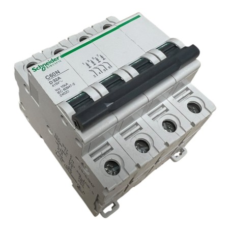 SCHNEIDER ELECTRIC 24620 Multi9 C60N Disjoncteur 4P 32A courbe D