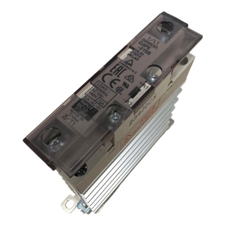 OMRON G3PB-215B Relais statique compact 15A/100-240VAC 12-24VDC