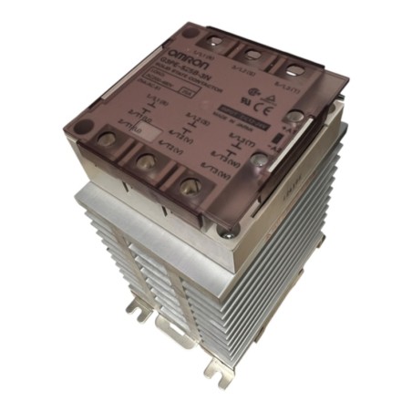 OMRON G3PE-525B-3N Relais statique 3P 12-24VDC/25A