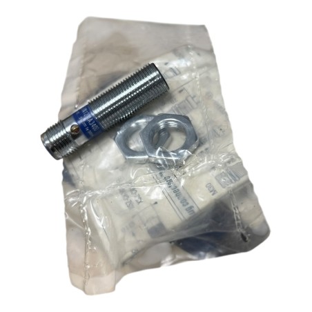 TELEMECANIQUE XS1N12NA340D Détecteur de proximité PNP 12-24VDC Sn:2mm