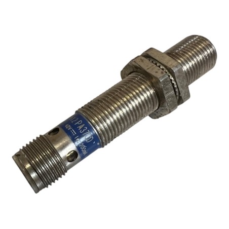 TELEMECANIQUE XS1M12PA370D Détecteur de proximité PNP 12-24VDC Sn:2mm